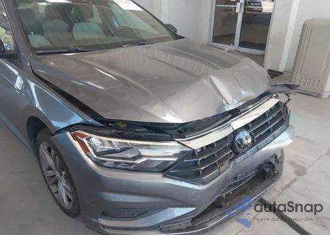 2019 Volkswagen Jetta 1.4T R-Line/1.4T S/1.4T Se from USA, damaged, VIN 3VWC57BU3KM047950